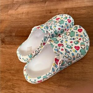 Medical Clogs